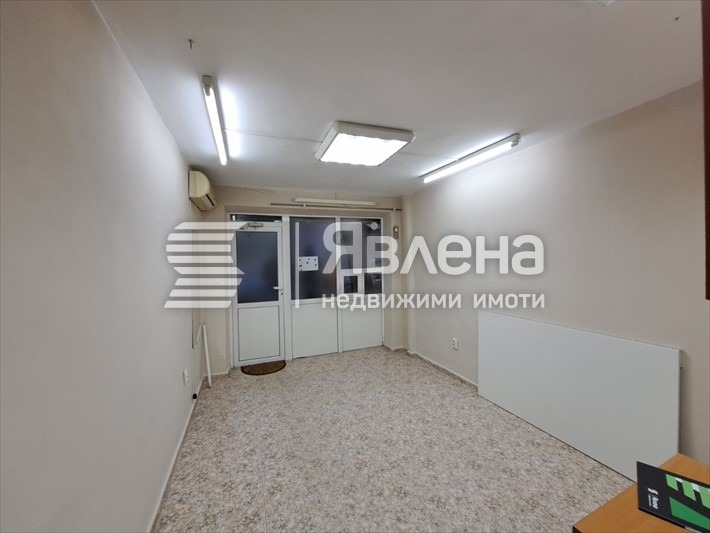 Дава под наем МАГАЗИН, гр. Варна, Окръжна болница-Генерали