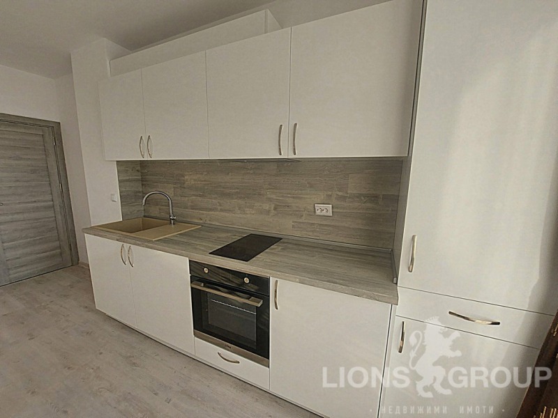 Kiadó  1 hálószoba Varna , Vazrazsdane 3 , 55 négyzetméter | 62287486