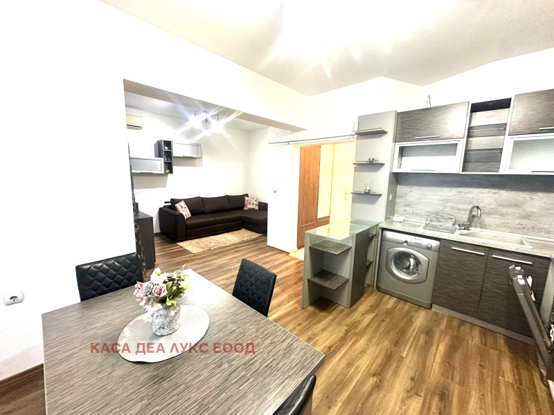 Kiadó  3+ hálószoba Varna , Bazar Levski , 100 négyzetméter | 91528144