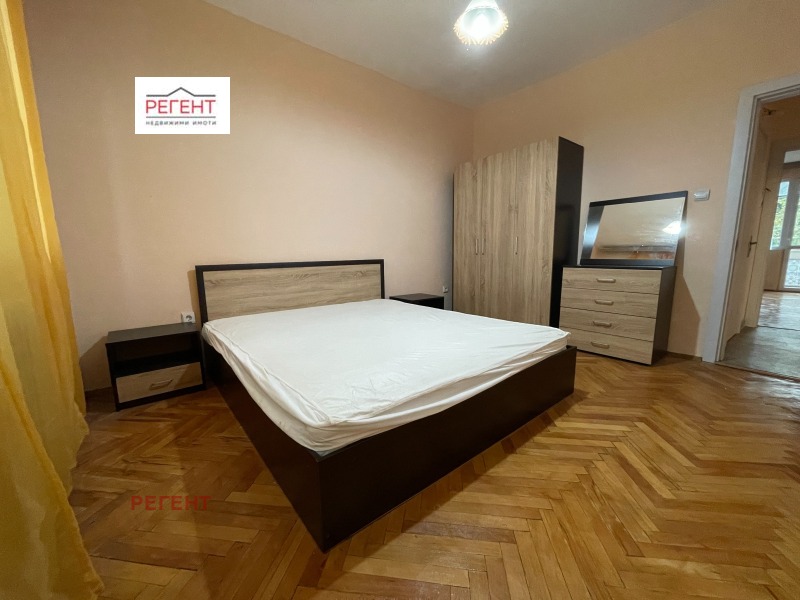 En renta  2 dormitorios Sofia , Jipodruma , 100 metros cuadrados | 34398339 - imagen [3]