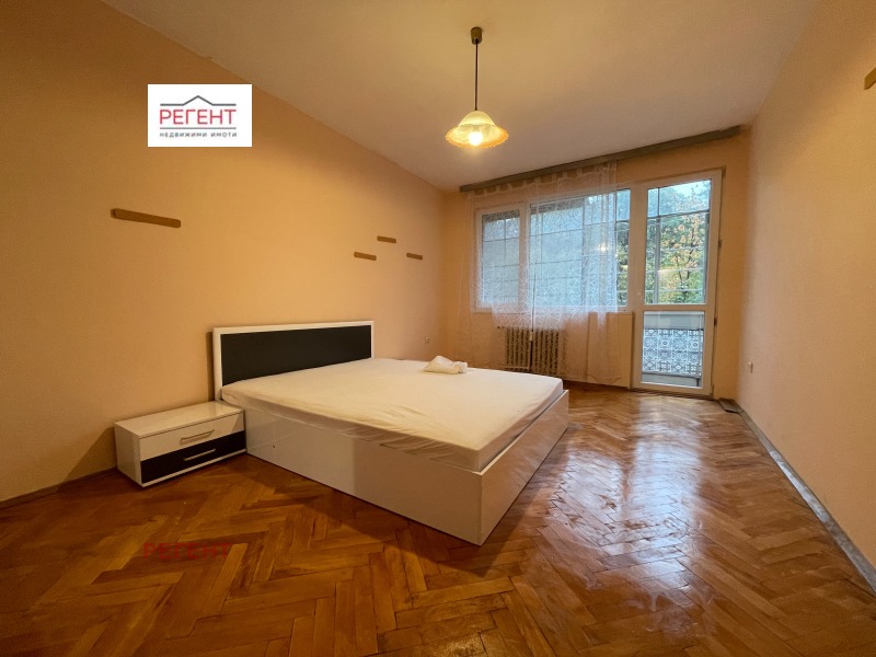En renta  2 dormitorios Sofia , Jipodruma , 100 metros cuadrados | 34398339 - imagen [2]