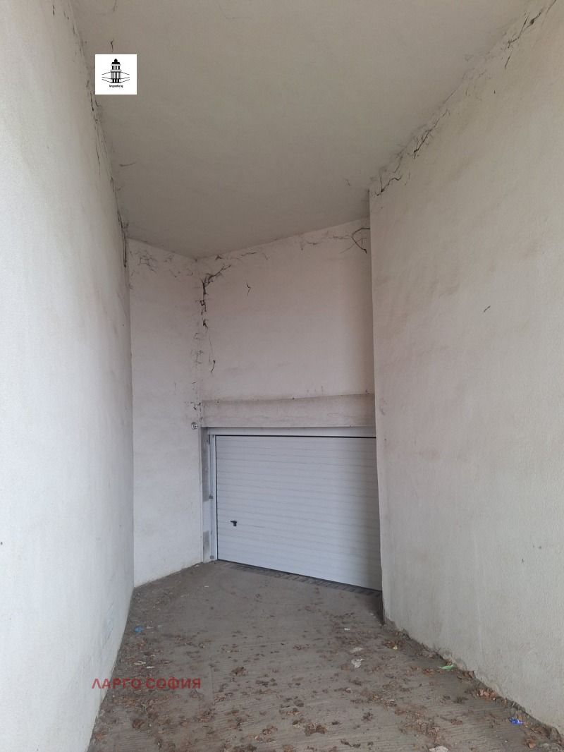 Дава под наем ГАРАЖ, ПАРКОМЯСТО, гр. София, Студентски град, снимка 3 - Гаражи и паркоместа - 53143073