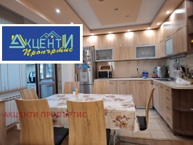 2 soveværelser Tsentar, Veliko Tarnovo