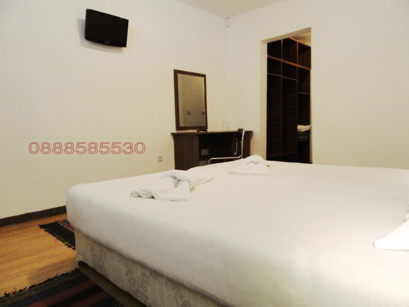 Дава под наем СТАЯ, гр. Банско, област Благоевград, снимка 2 - Стаи под наем - 53305485