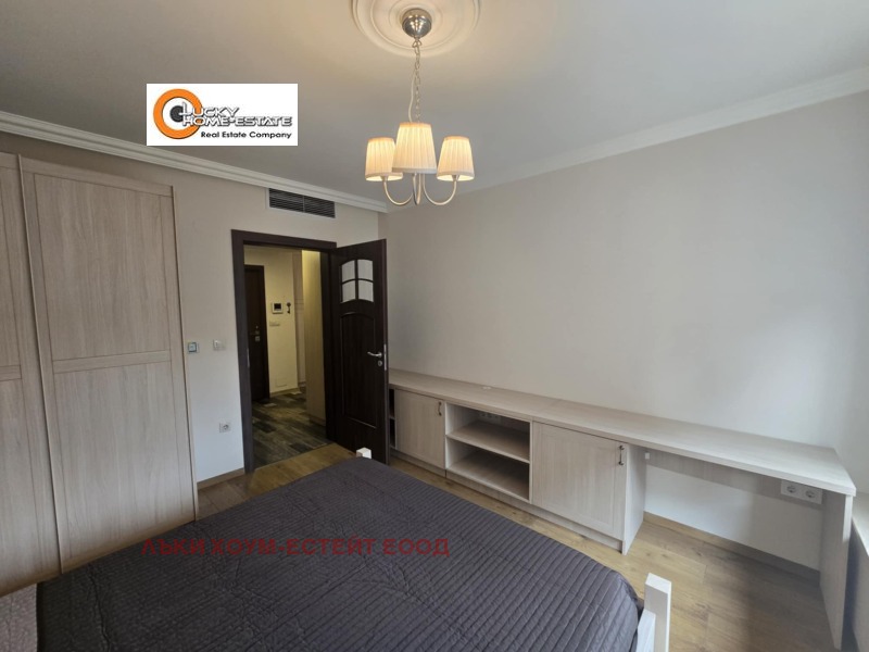 Дава под наем 2-СТАЕН, гр. София, Център, снимка 8 - Апартаменти - 53102106