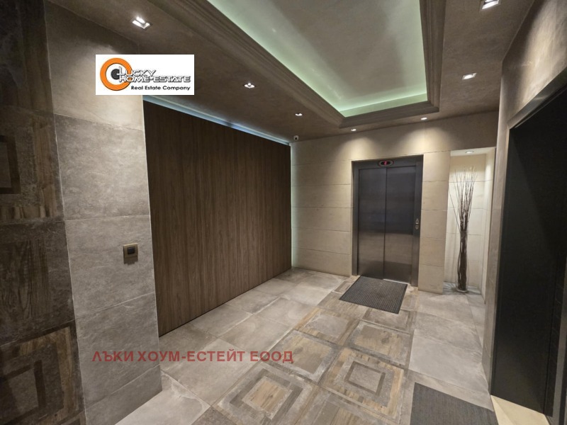 Дава под наем 2-СТАЕН, гр. София, Център, снимка 11 - Апартаменти - 53102106