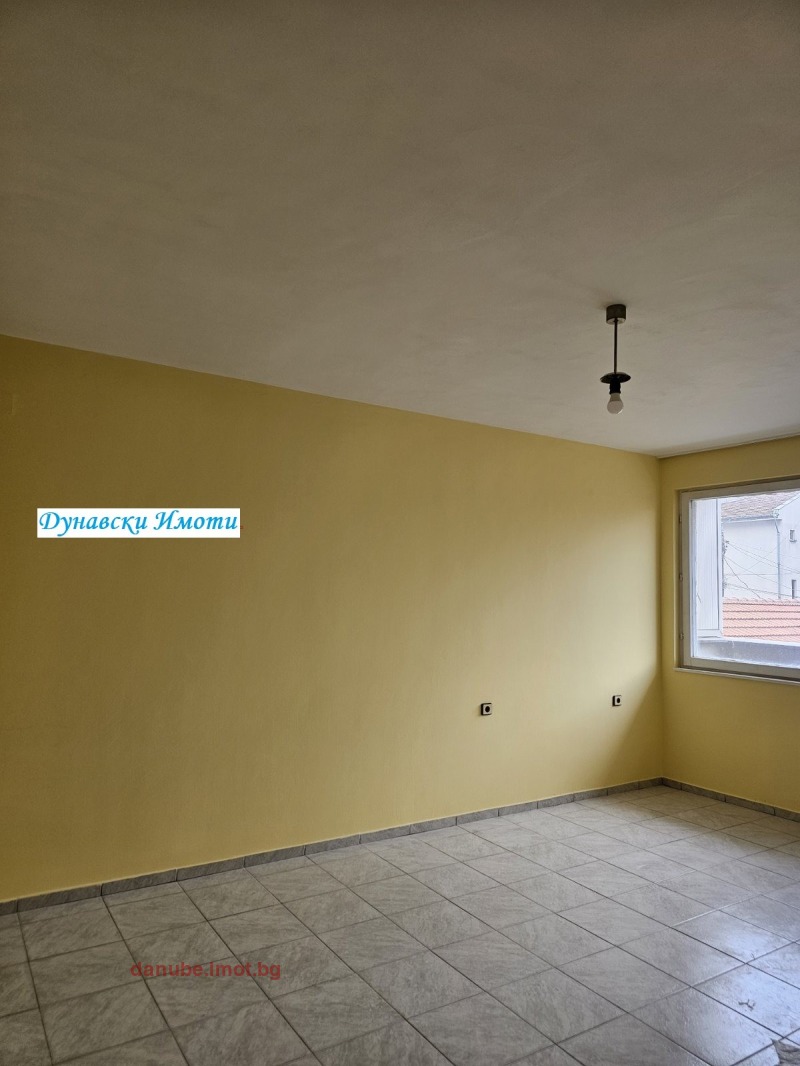 De inchiriat  3 dormitoare Ruse , Hâșove , 120 mp | 12331370