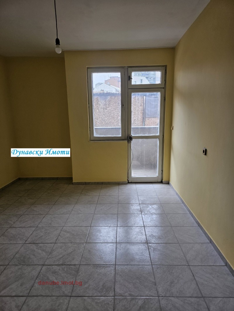 De inchiriat  3 dormitoare Ruse , Hâșove , 120 mp | 12331370 - imagine [7]