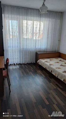 2 slaapkamers Lazur, Burgas 6