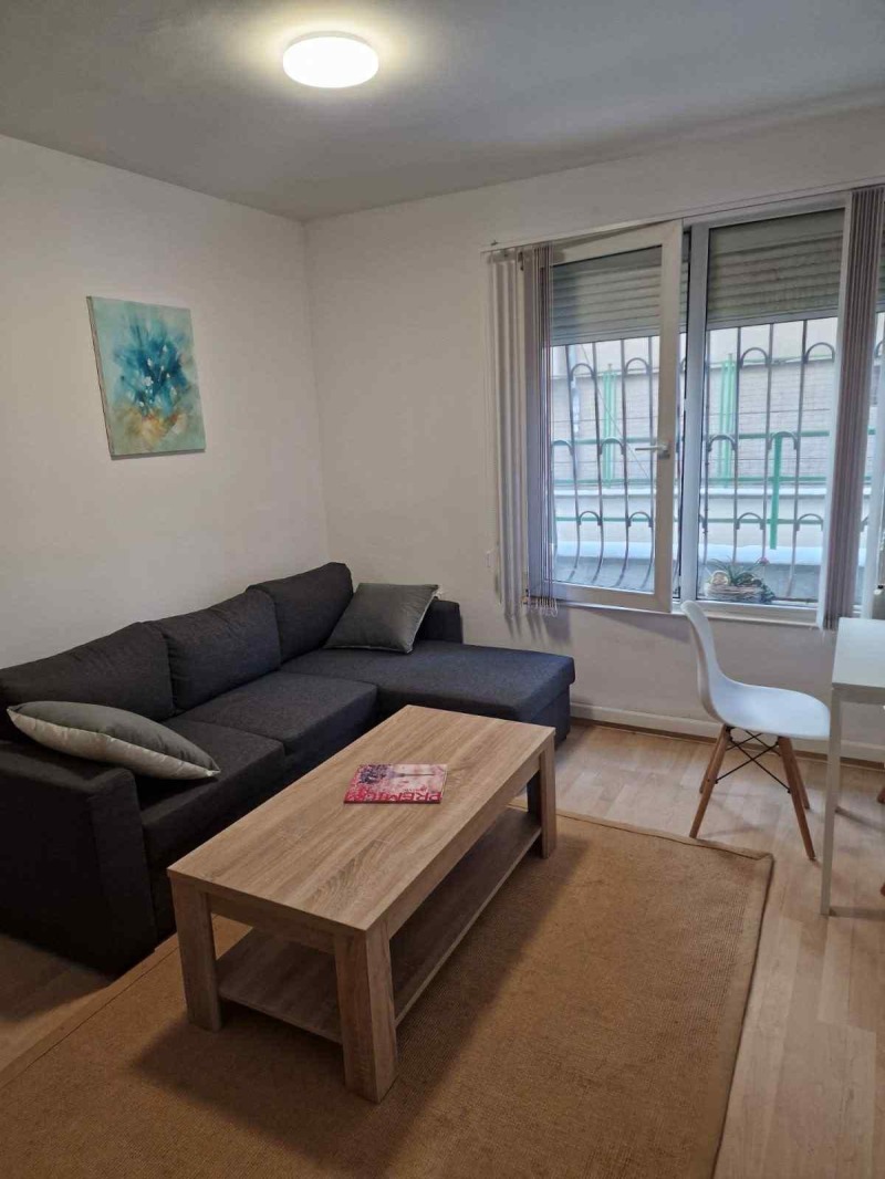 Дава под нем  2-стаен, град София, Гео Милев •  549 EUR • ID 70425838 — holmes.bg - [1] 