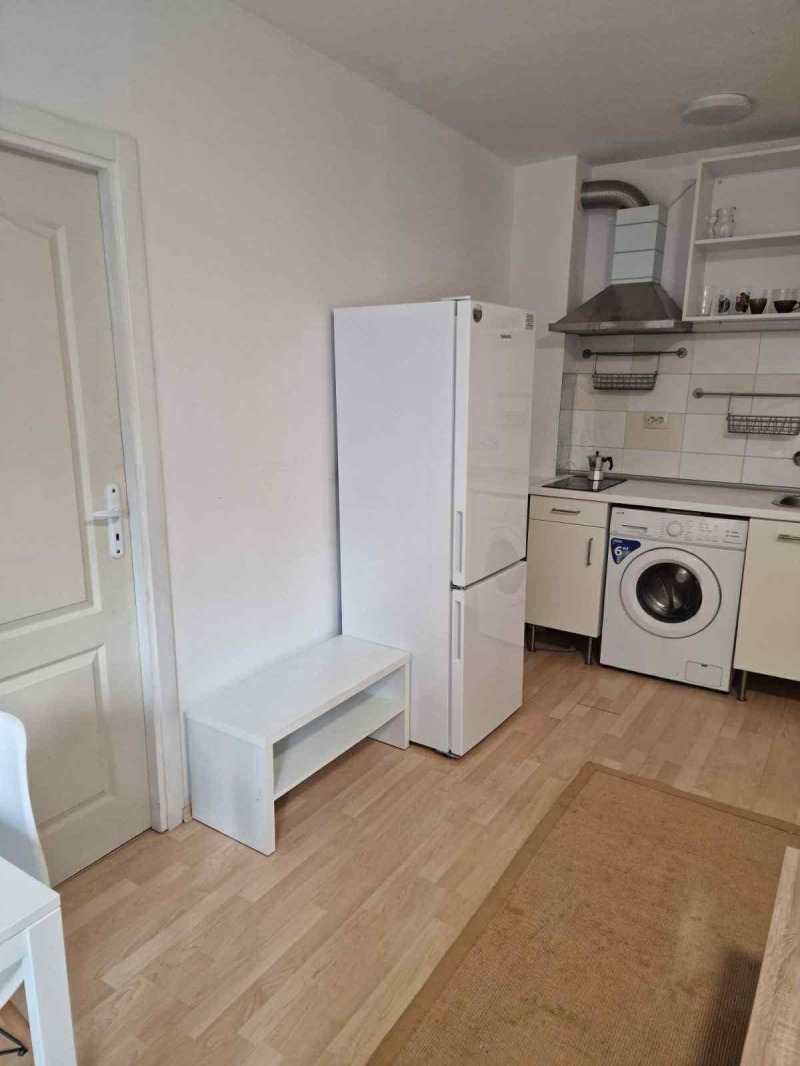 Zu vermieten  1 Schlafzimmer Sofia , Geo Milew , 67 qm | 59615102 - Bild [4]