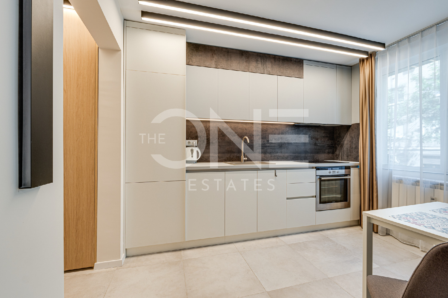 Дава под наем 1-СТАЕН, гр. София, Център