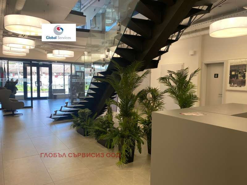 Дава под Наем ОФИС в град София, Център - 120 кв.м / 960 € » 1 877.60 лв., ГЛОБЪЛ СЪРВИСИЗ ООД