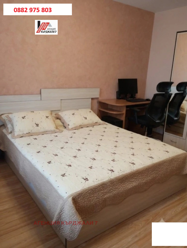 Дава под наем 3-СТАЕН, гр. Кърджали, Център, снимка 5 - Апартаменти - 55786956