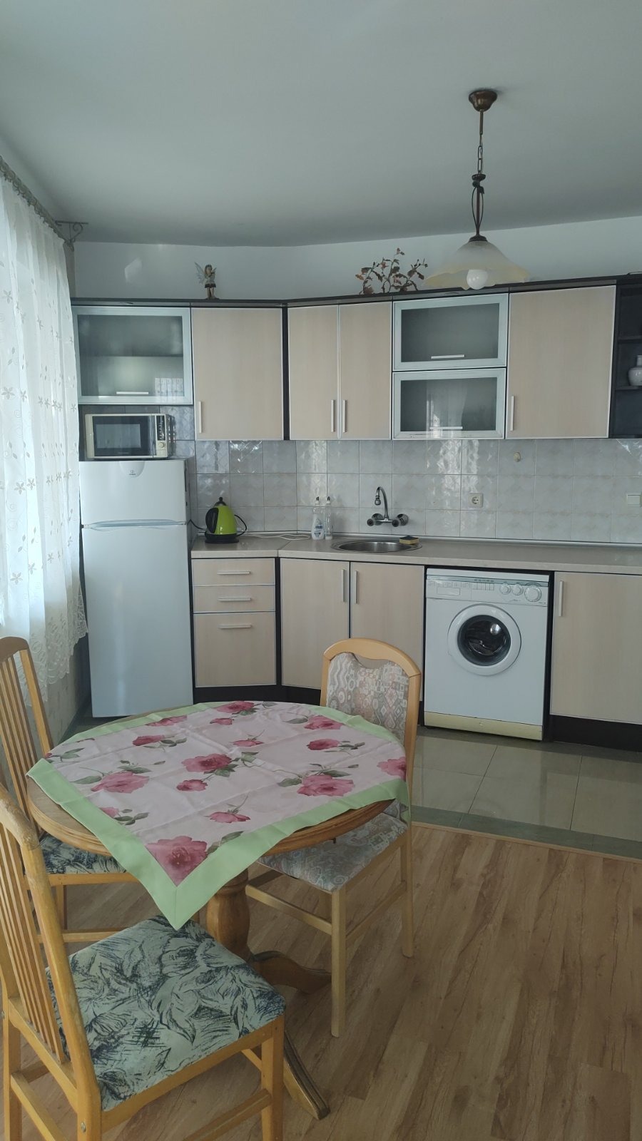 Дава под наем 2-СТАЕН, гр. Бургас, Лазур, снимка 2 - Апартаменти - 53613223