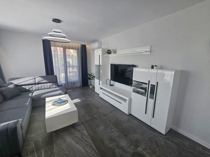 For Rent  2 bedroom Plovdiv , Tsentar , 129 sq.m | 32189609 - image [2]