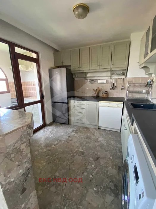 Дава под наем 3-СТАЕН, гр. Пловдив, Христо Смирненски