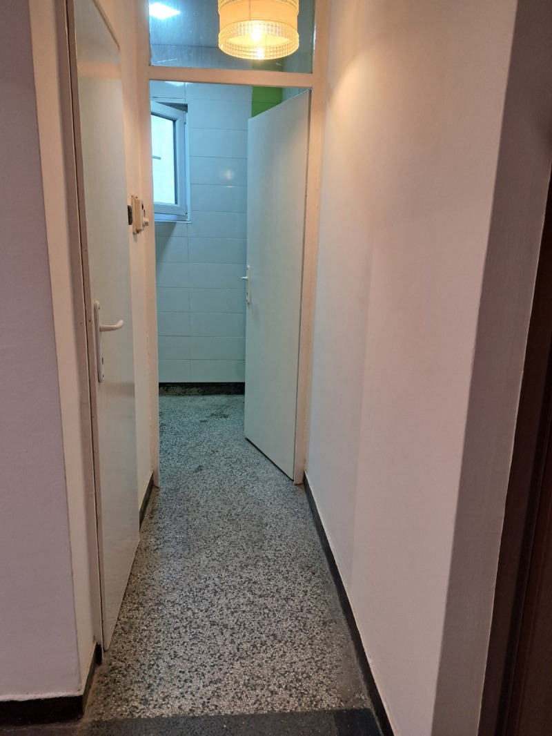 Para alugar  1 quarto Plovdiv , Hristo Smirnenski , 68 m² | 82682206 - imagem [13]