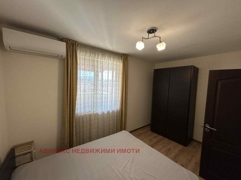 Zu vermieten  1 Schlafzimmer Plowdiw , Kjutschuk Parisch , 100 qm | 59171018 - Bild [11]