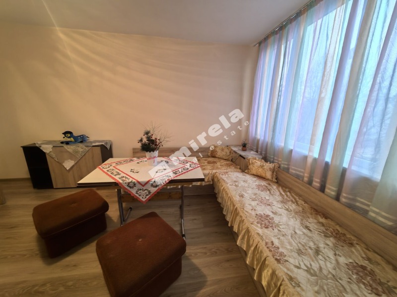 Дава под наем 2-СТАЕН, гр. Ямбол, Център, снимка 2 - Апартаменти - 53365034