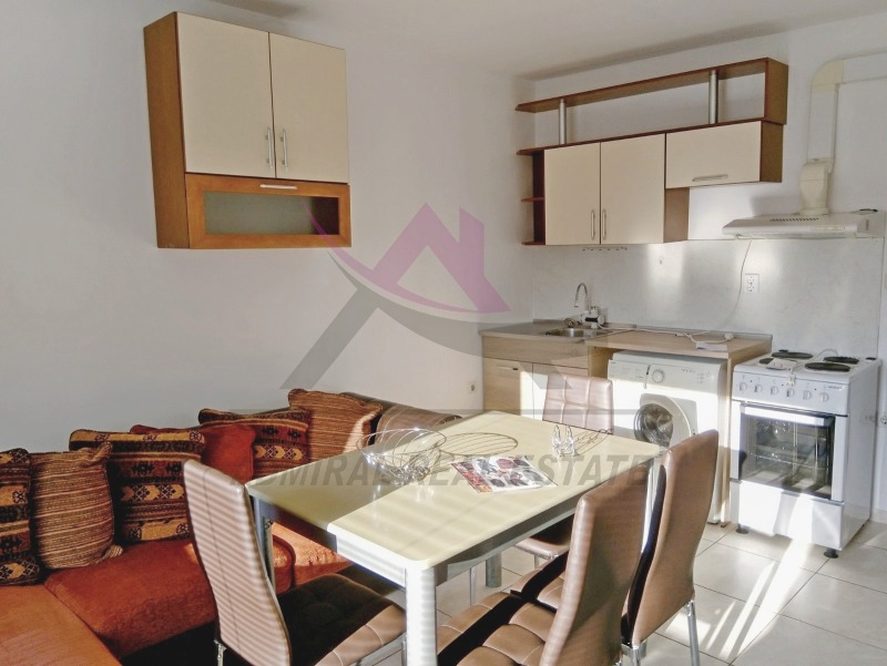 Дава под Наем 3-СТАЕН в град Варна, Колхозен пазар - 75 кв.м / 460 € » 899.68 лв., АДМИРАЛ РИЪЛ ЕСТЕЙТ ЕООД