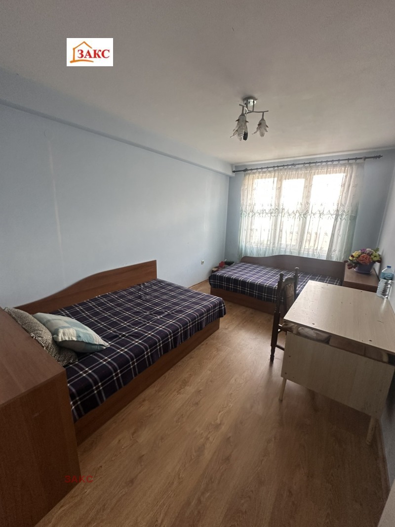 Дава под наем 3-СТАЕН, гр. Кърджали, Възрожденци, снимка 2 - Апартаменти - 53409218