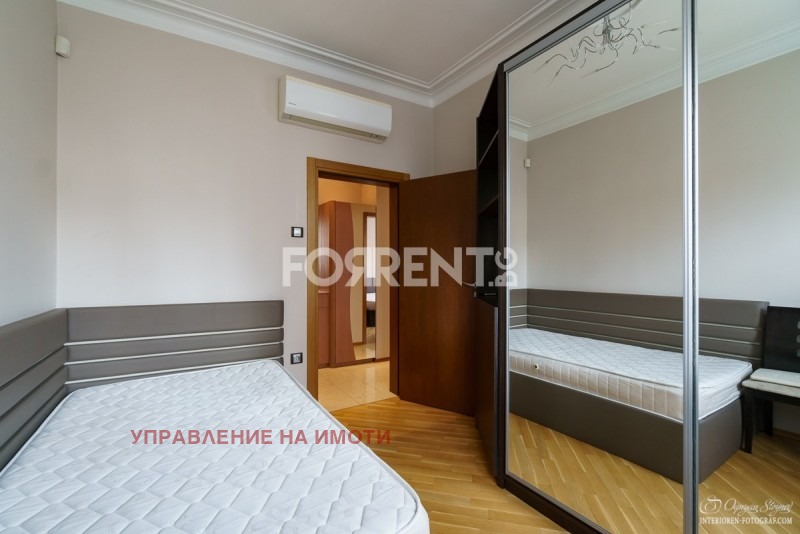 Дава под наем 3-СТАЕН, гр. София, Център, снимка 3 - Апартаменти - 56707048