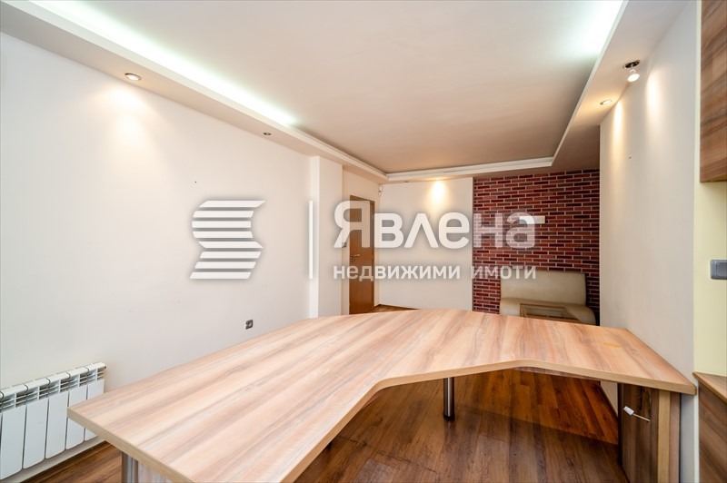 Te huur  Maisonnette Sofia , Borovo , 282 m² | 18484327 - afbeelding [6]