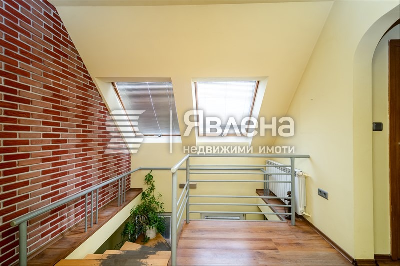 Te huur  Maisonnette Sofia , Borovo , 282 m² | 18484327 - afbeelding [9]