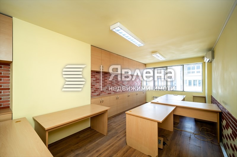 Te huur  Maisonnette Sofia , Borovo , 282 m² | 18484327 - afbeelding [12]