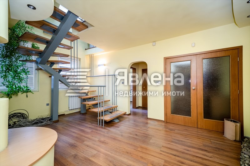 Te huur  Maisonnette Sofia , Borovo , 282 m² | 18484327 - afbeelding [13]