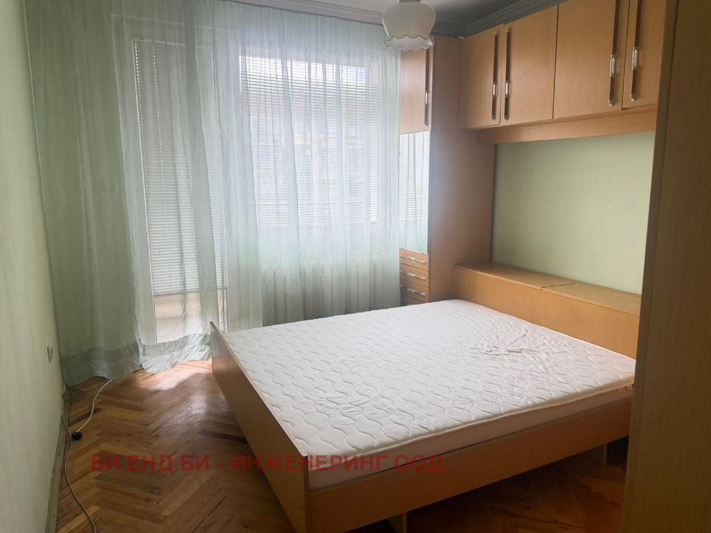 Дава под наем 2-СТАЕН, гр. София, Света Троица, снимка 4 - Апартаменти - 54194330