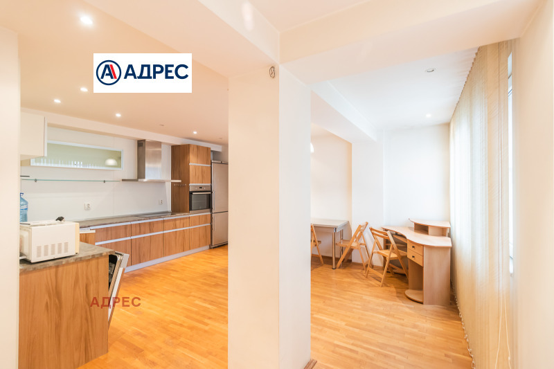 Para alugar  2 quartos Varna , Zimno kino Trakiia , 95 m² | 49829349 - imagem [6]