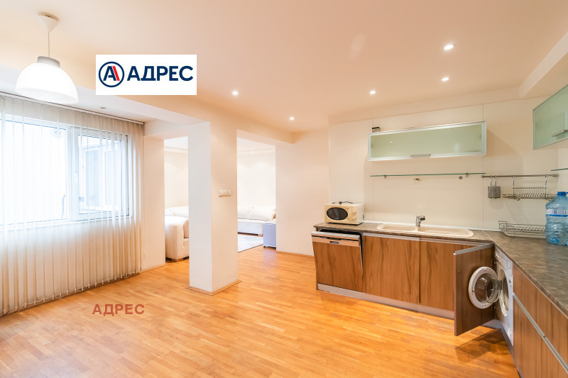 Para alugar  2 quartos Varna , Zimno kino Trakiia , 95 m² | 49829349 - imagem [8]