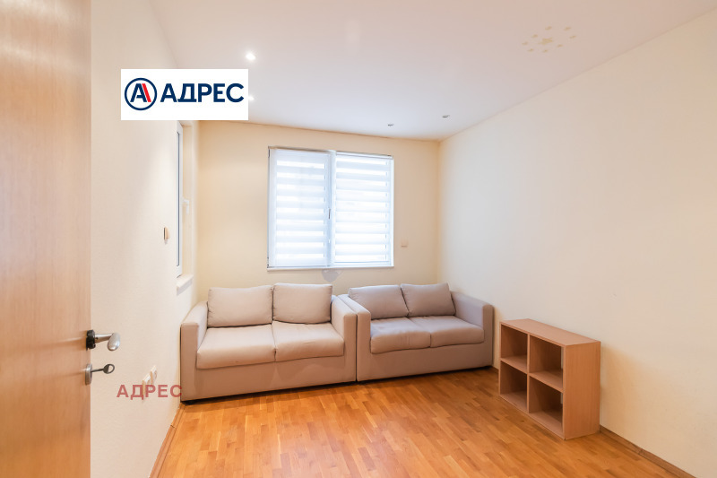Para alugar  2 quartos Varna , Zimno kino Trakiia , 95 m² | 49829349 - imagem [3]