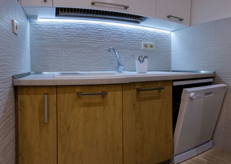 Дава под наем 3-СТАЕН, гр. Пловдив, Център, снимка 8 - Апартаменти - 53423433