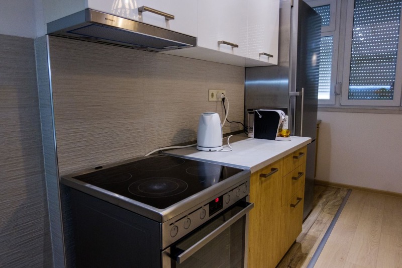 Дава под наем 3-СТАЕН, гр. Пловдив, Център, снимка 10 - Апартаменти - 53423433