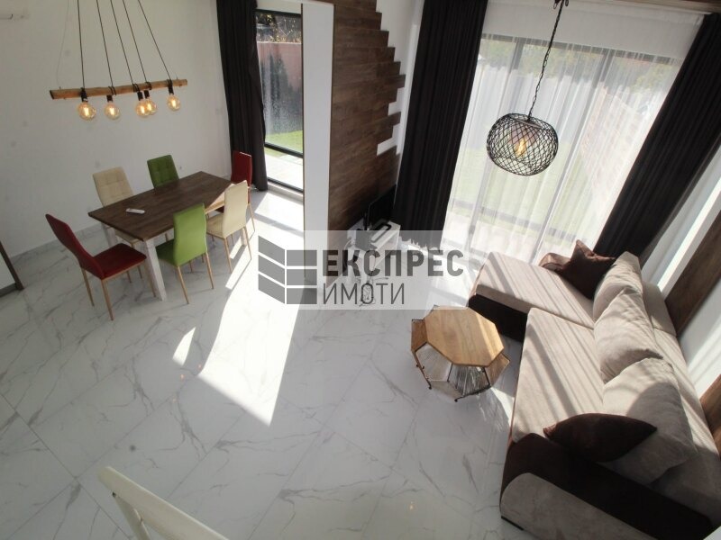 En renta  Casa Varna , m-t Sotira , 220 metros cuadrados | 72665519 - imagen [3]