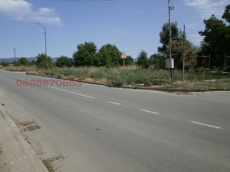 Дава под наем  Място град София , Бенковски , 1300 кв.м | 12166086 - изображение [2]