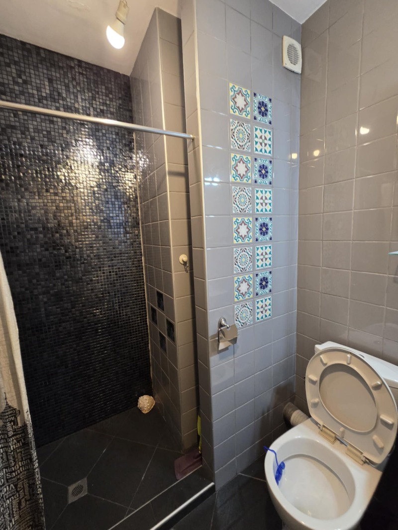 En renta  2 dormitorios Sofia , Mladost 4 , 125 metros cuadrados | 68621693 - imagen [11]