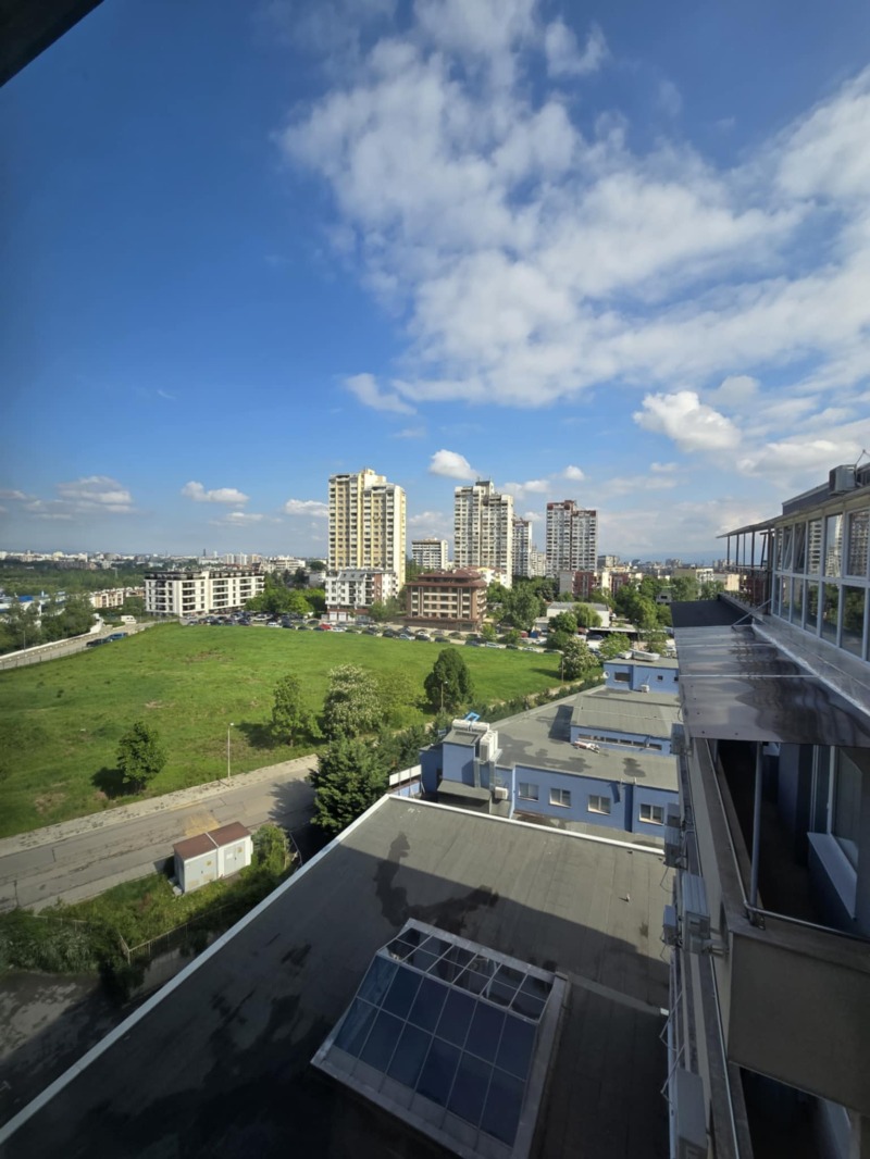En renta  2 dormitorios Sofia , Mladost 4 , 125 metros cuadrados | 68621693 - imagen [17]