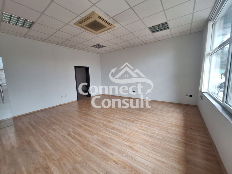 Дава под наем ОФИС, гр. Пловдив, Гагарин, снимка 5 - Офиси - 52476011