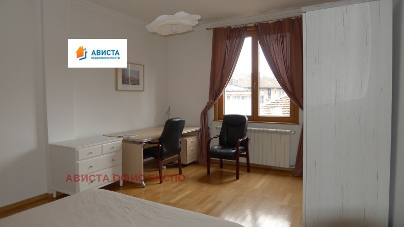 För uthyrning  1 sovrum Sofia , Doktorski pametnik , 75 kvm | 26140375 - bild [10]