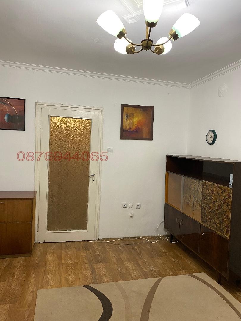 Дава под наем 2-СТАЕН, гр. София, Хиподрума, снимка 2 - Апартаменти - 55153480