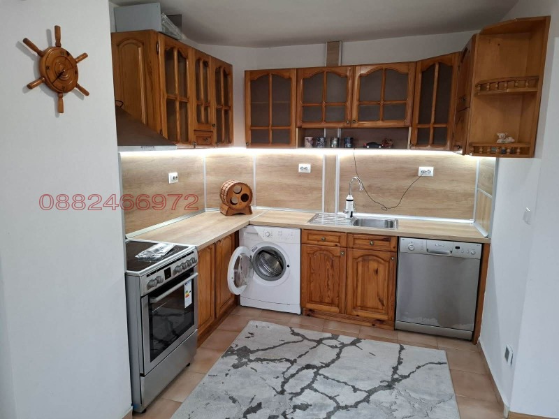Дава под Наем 3-СТАЕН в град Варна, Цветен квартал - 85 кв.м / 450 € » 880.12 лв.