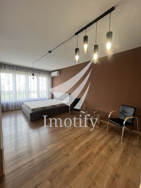 1 quarto Sveta Troica, Sofia 3