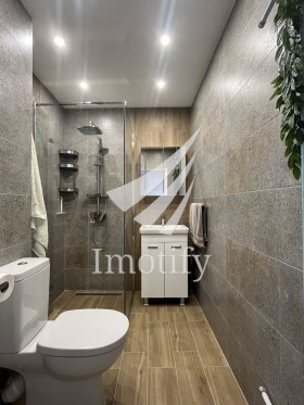 1 quarto Sveta Troica, Sofia 7