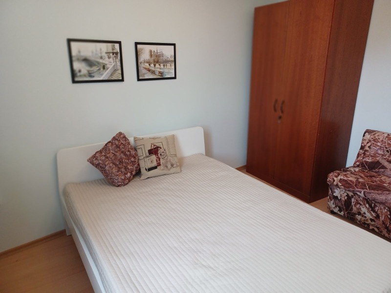 Te huur  Kamer Sofia , Suchata reka , 20 m² | 31234590 - afbeelding [2]