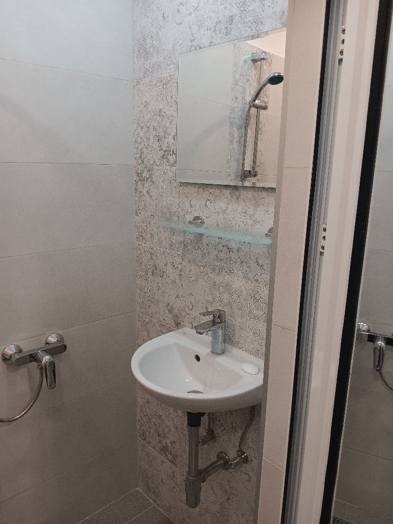 Дава под наем 1-СТАЕН, гр. София, Яворов, снимка 2 - Апартаменти - 53093866