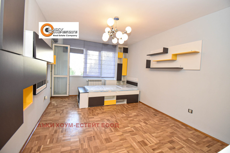 Дава под наем 3-СТАЕН, гр. София, Борово, снимка 9 - Апартаменти - 52623457